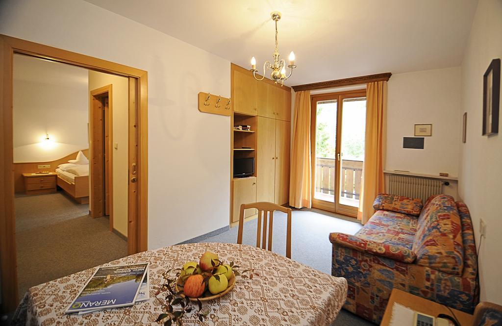 Pension Laurin Schenna Exterior foto